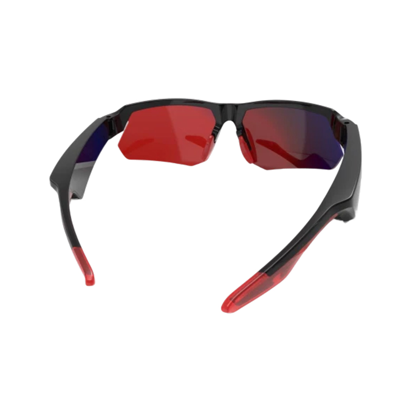 How do smart sports glasses ensure cycling safety while enjoying music through their open-back speaker design?